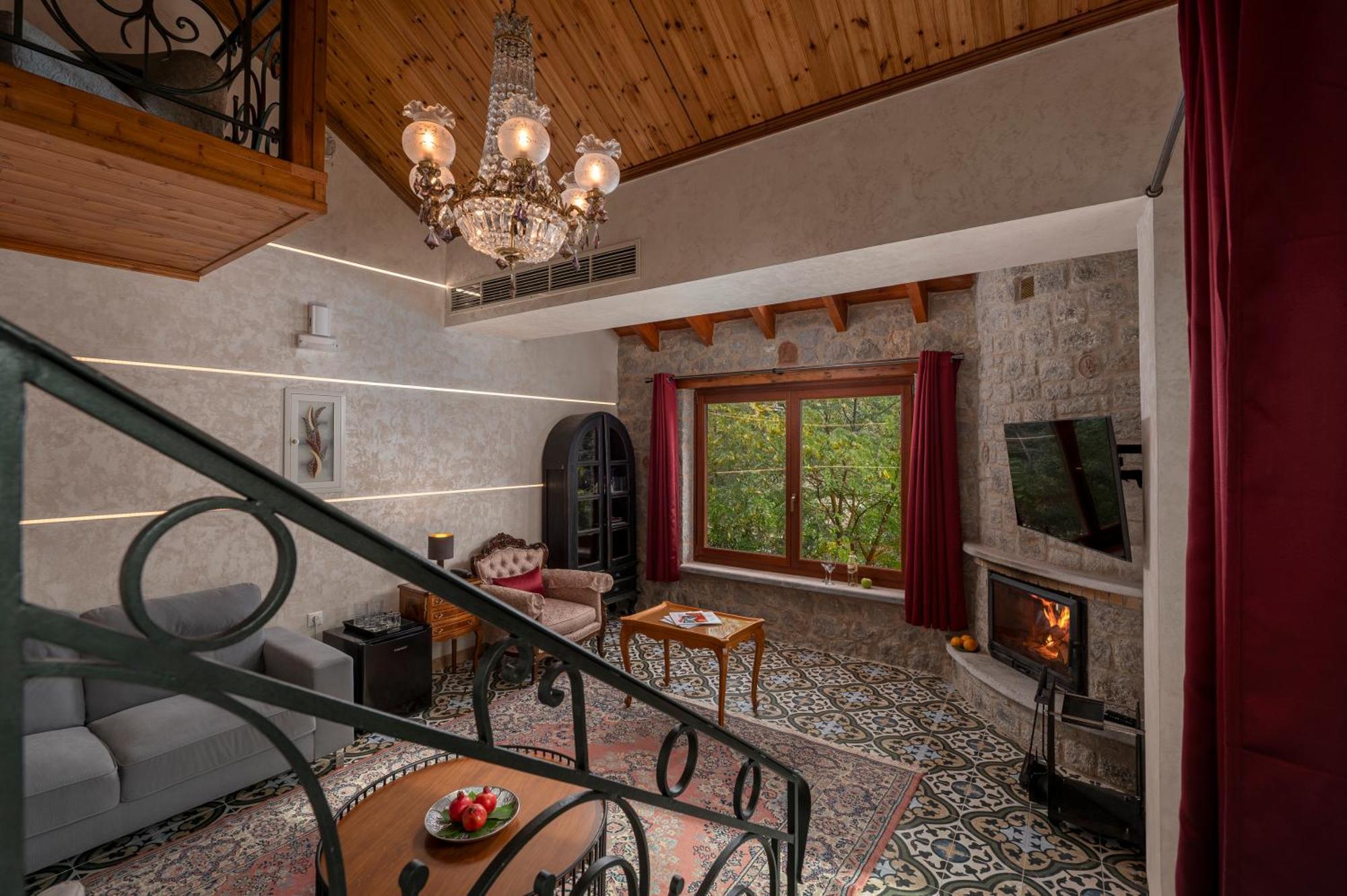 Vip Chalet 4 Seasons Arachova Bagian luar foto