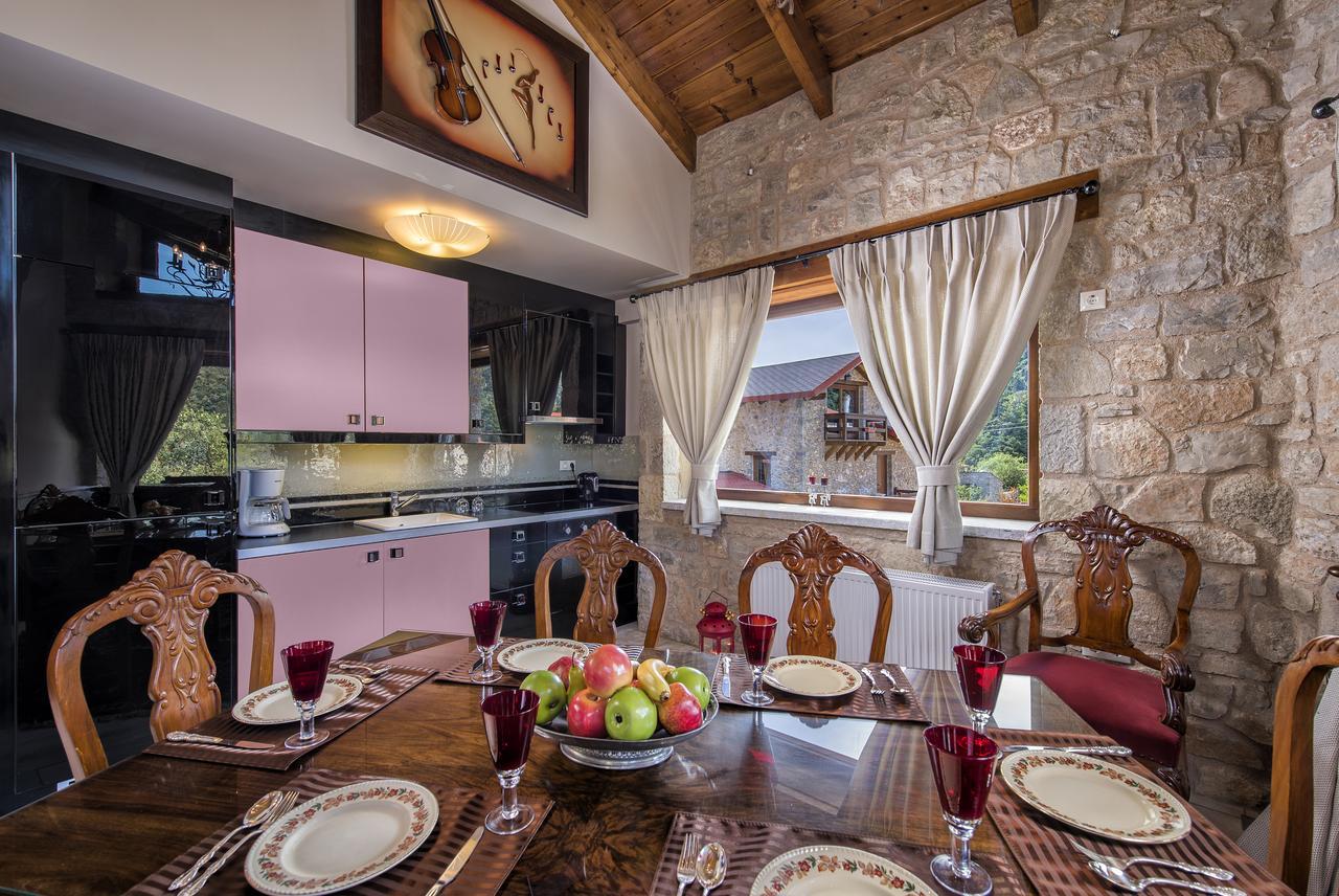 Vip Chalet 4 Seasons Arachova Bagian luar foto